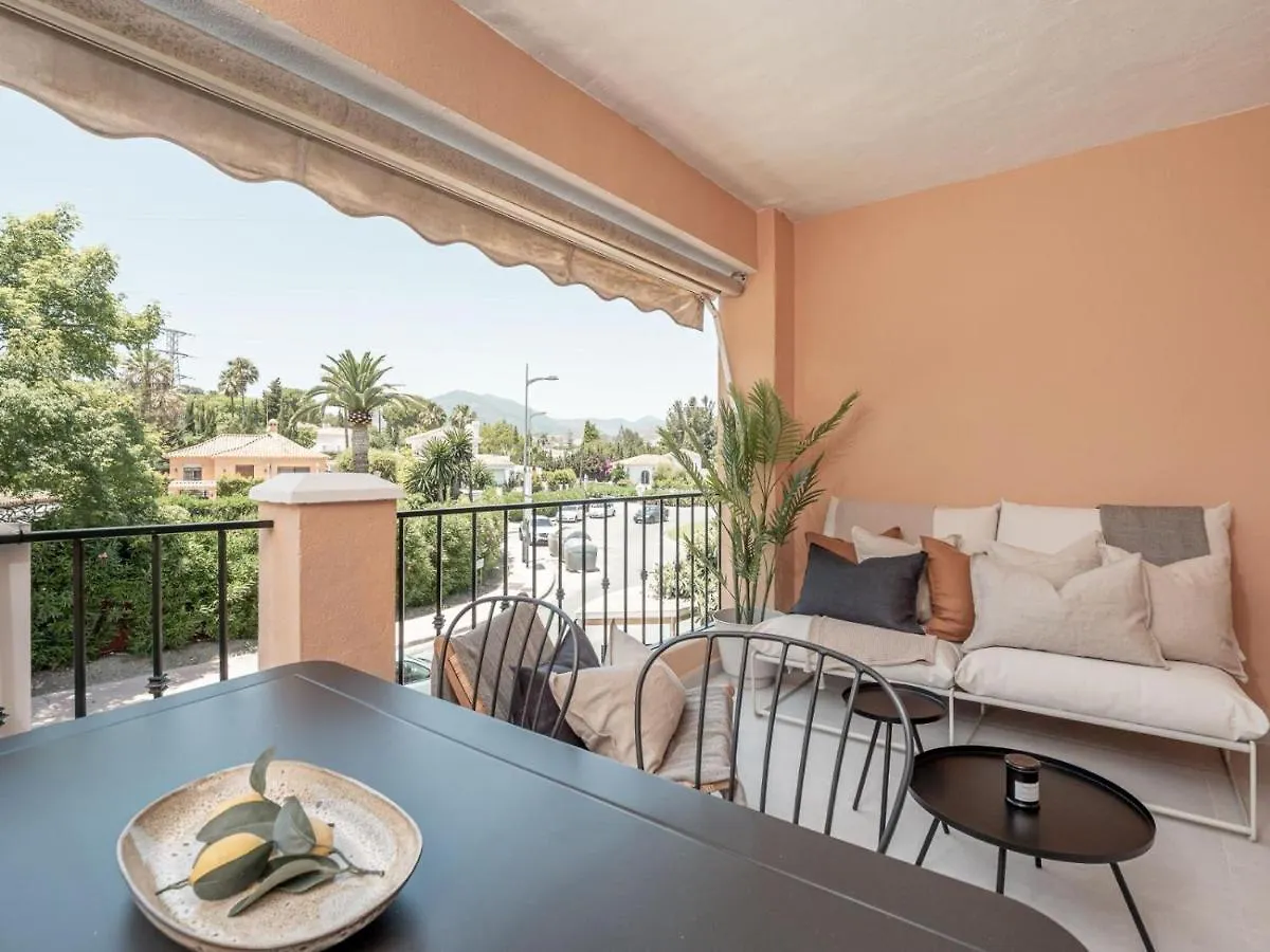 Vogue styled flat in the heart of Nueva Andalucía Apartamento Marbella 0*,